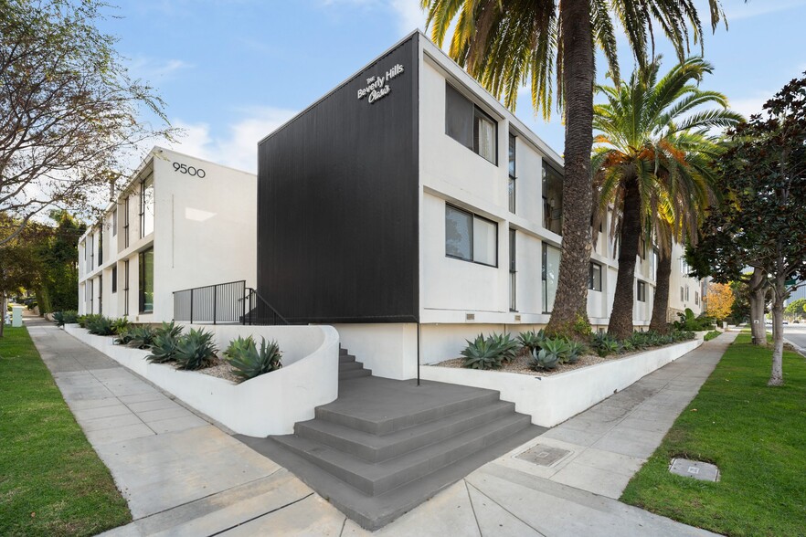 9500 W Olympic Blvd, Beverly Hills, CA à vendre - Photo de l’immeuble – Image 2 sur 26