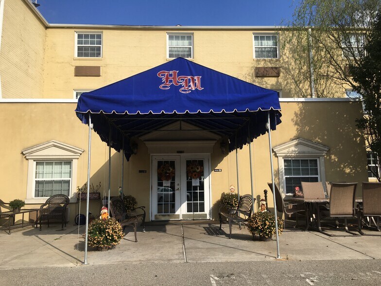 4220 Saw Mill Run Blvd, Pittsburgh, PA à vendre - Photo de l’immeuble – Image 3 sur 28