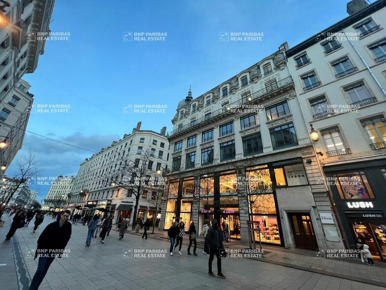 Bureau dans Lyon à louer - Photo de l’immeuble – Image 2 sur 24