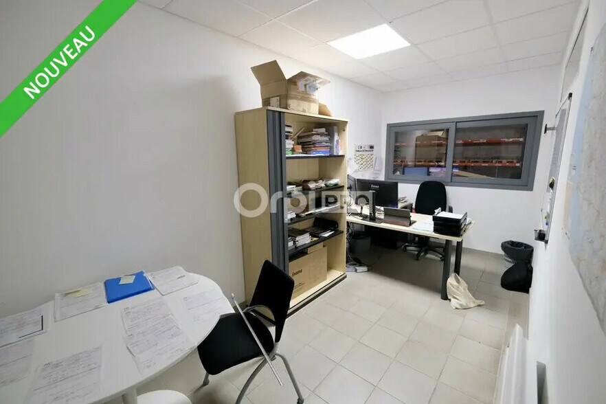 Local d’activités dans Bouaye à louer - Photo de l’immeuble – Image 2 sur 7