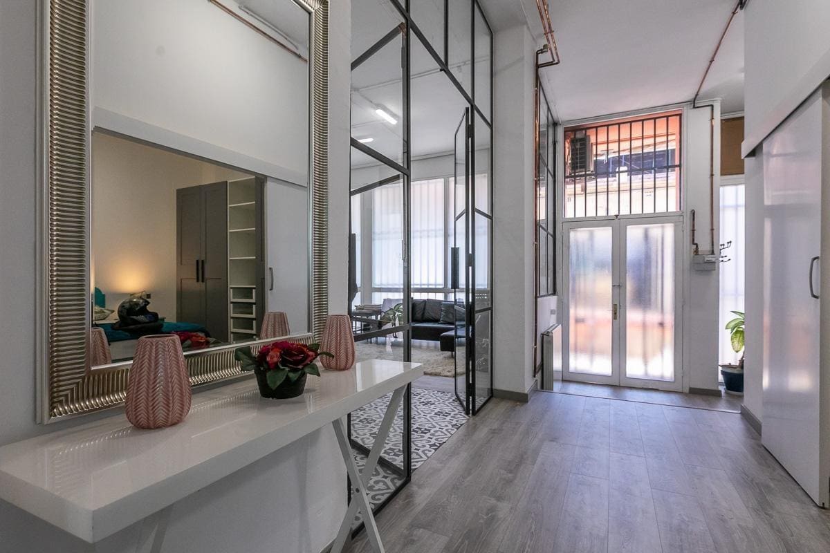 Sabadell, BAR 08203 - Lot 1-1 -  - Photo intérieure - Image 1 of 6