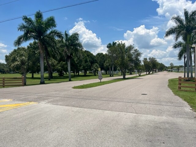 2250 FL-80, LaBelle, FL à vendre - Photo de l’immeuble – Image 3 sur 14