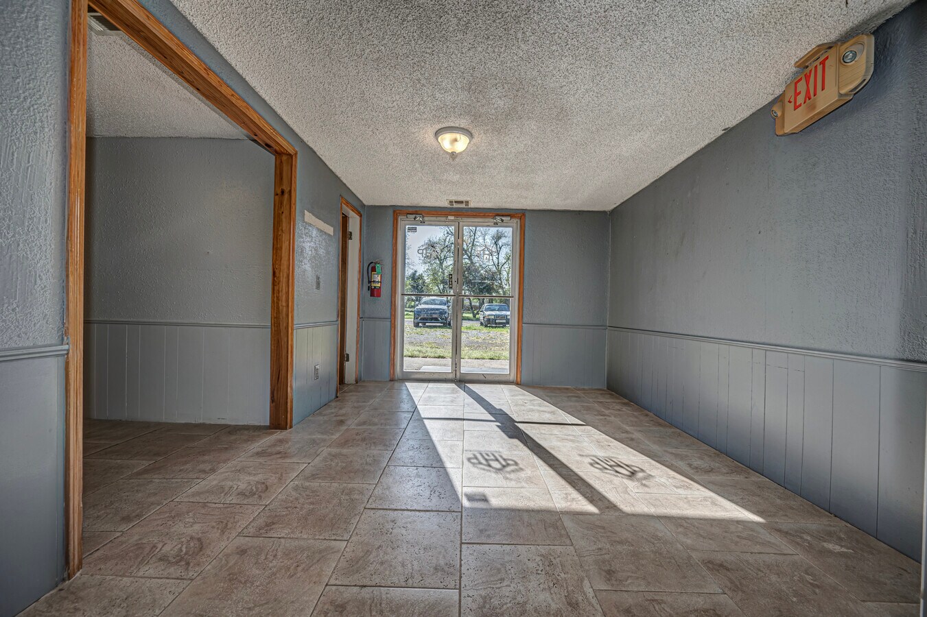 View Photo