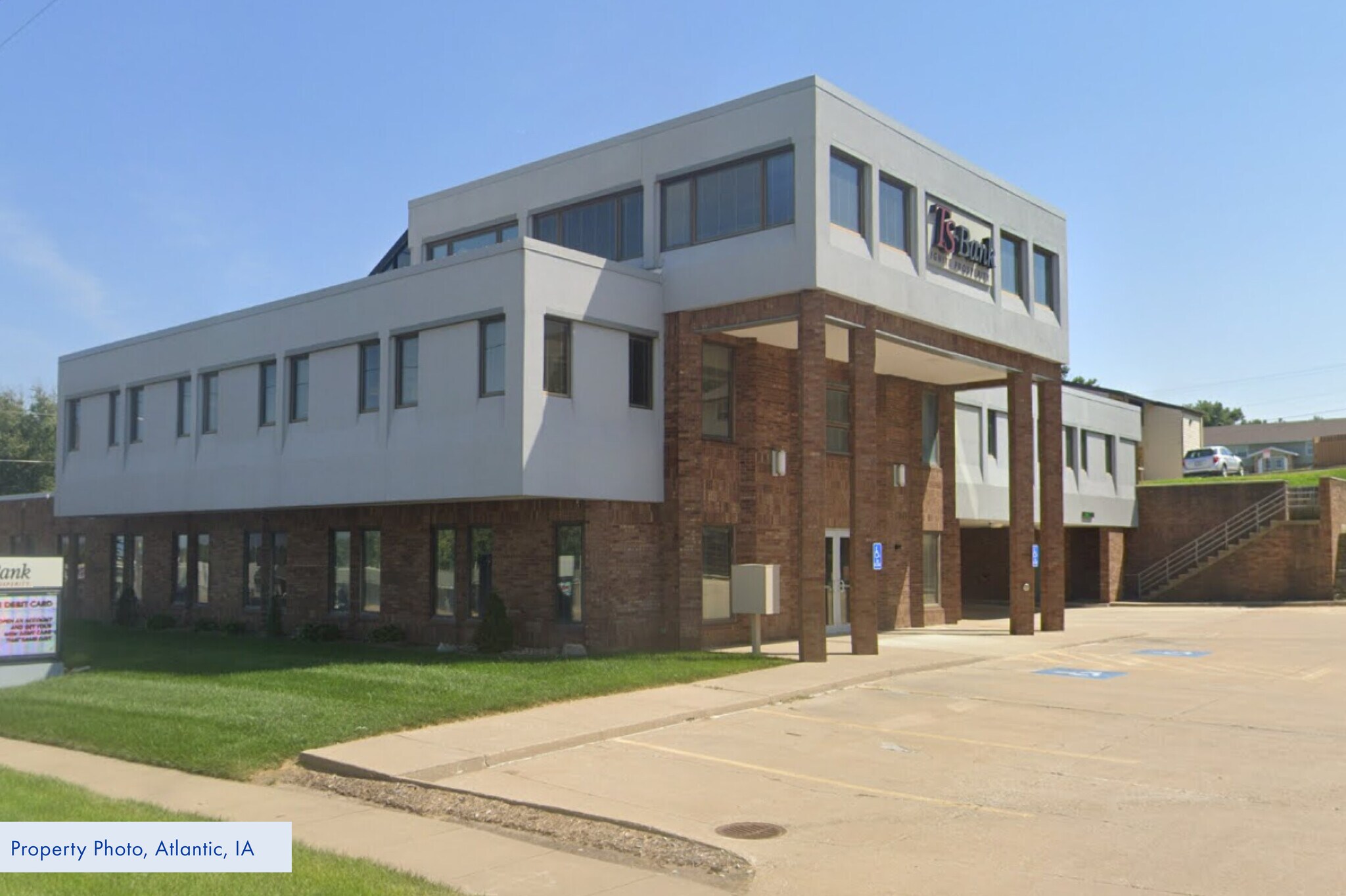 1005 E 7th St, Atlantic, IA à vendre Photo principale– Image 1 sur 2