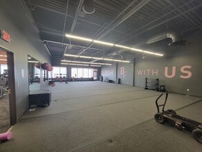 7541-7579 W 119th St, Overland Park, KS à louer Photo intérieure– Image 1 sur 2