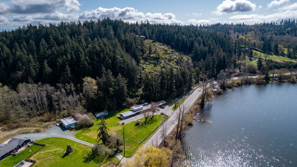 6676 State Route 20, Anacortes, WA à vendre - Photo principale – Image 1 sur 23