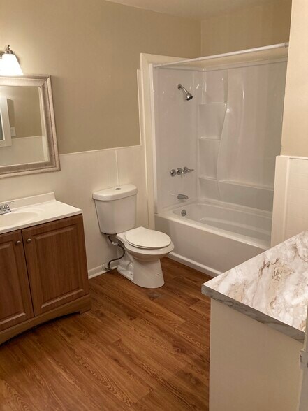916 Jefferson St, Kerrville, TX à vendre - Photo de l’immeuble – Image 3 sur 9
