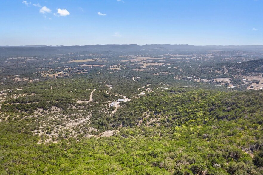 603 Blessing Ln, Utopia, TX à vendre - Photo principale – Image 1 sur 10