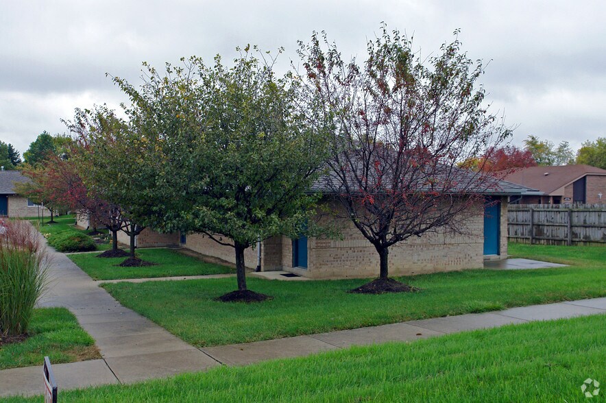 1206 Union Rd, Englewood, OH à vendre - Photo principale – Image 2 sur 14