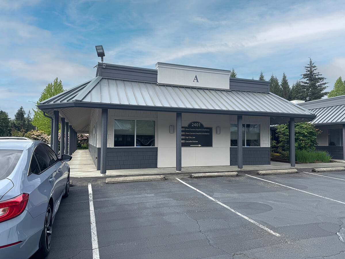 2401 Bristol Ct SW, Olympia, WA 98502 - Lot A-102 - - Photo intérieure - Image 1 of 11