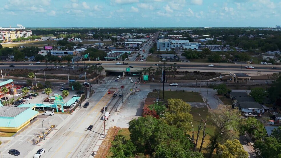 707 S Orange Blossom Trl, Orlando, FL à vendre - Vidéo sur l’annonce professionnelle – Image 2 sur 25