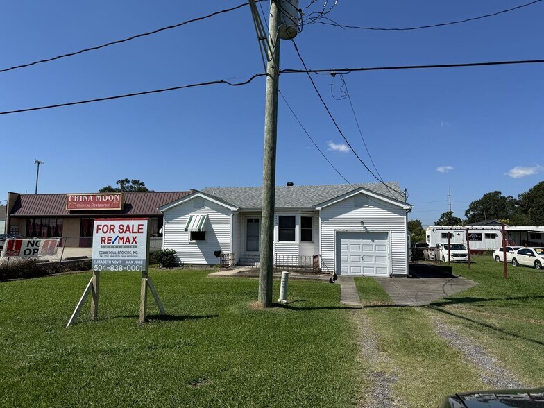 2720 Paris Rd, Chalmette, LA à vendre - Photo de l’immeuble – Image 2 sur 37