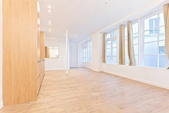 Plus de détails pour 6 Rue De L'Agent Bailly, Paris - Bureau à vendre