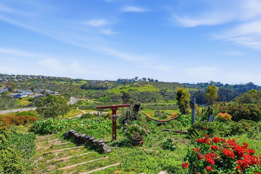 1355 Rainbow Ridge Ln, Encinitas, CA à vendre - Autre – Image 3 sur 13