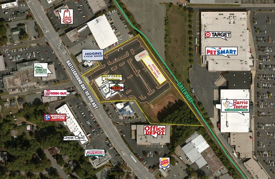 2414 Battleground Ave, Greensboro, NC à louer - Photo de l’immeuble – Image 2 sur 10