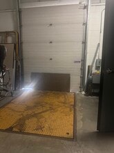 111 Roberts St, East Hartford, CT à louer Photo intérieure– Image 2 sur 7