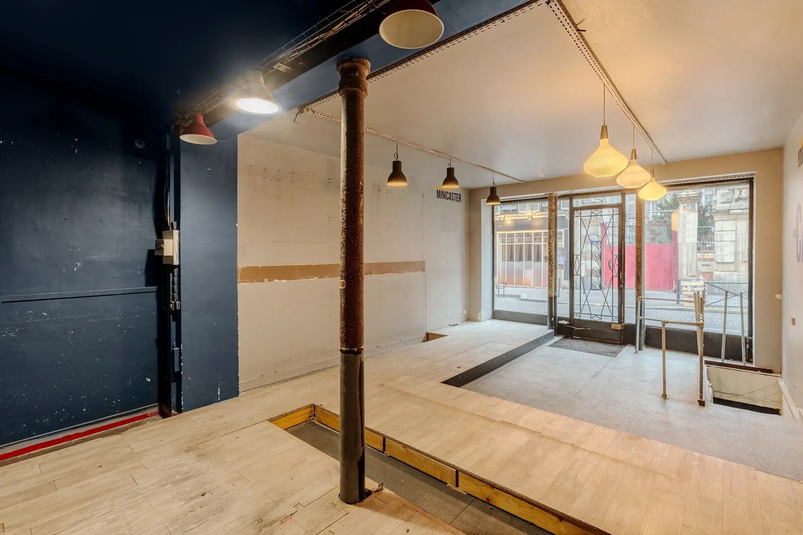 Bureau dans Paris à vendre Photo intérieure– Image 1 sur 8