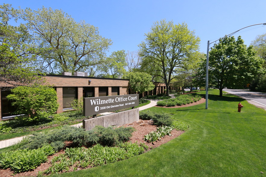 3330 Old Glenview Rd, Wilmette, IL à louer - Photo de l’immeuble – Image 3 sur 4