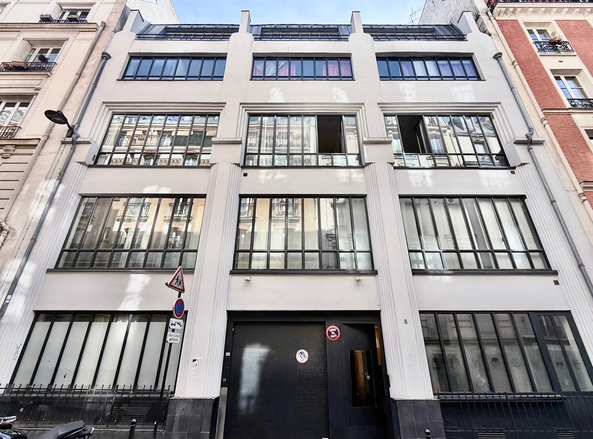 Rue André Antoine, Paris à vendre Photo principale– Image 1 sur 2