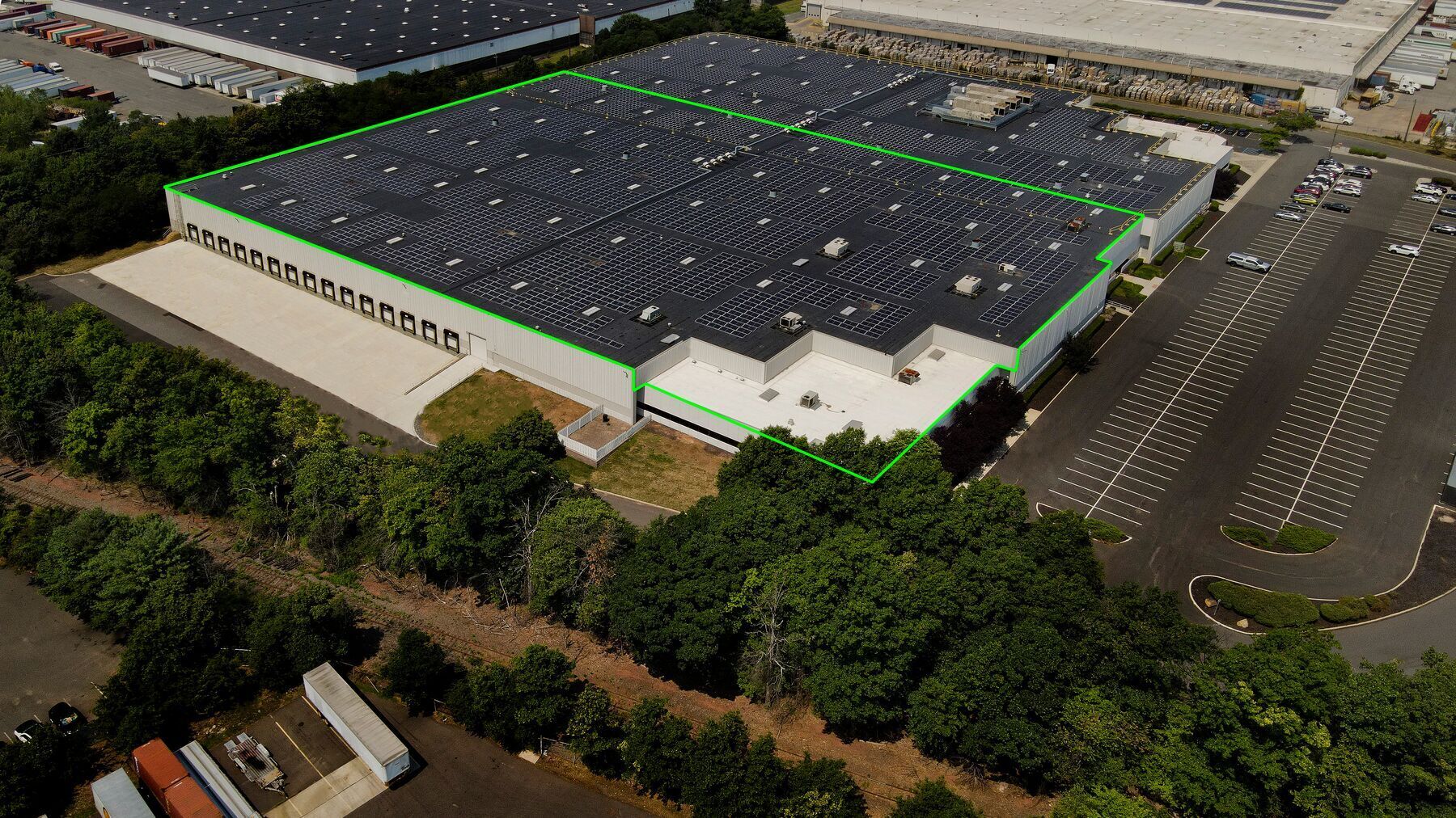 47 Brunswick Ave, Edison, NJ à louer Photo principale– Image 1 sur 5