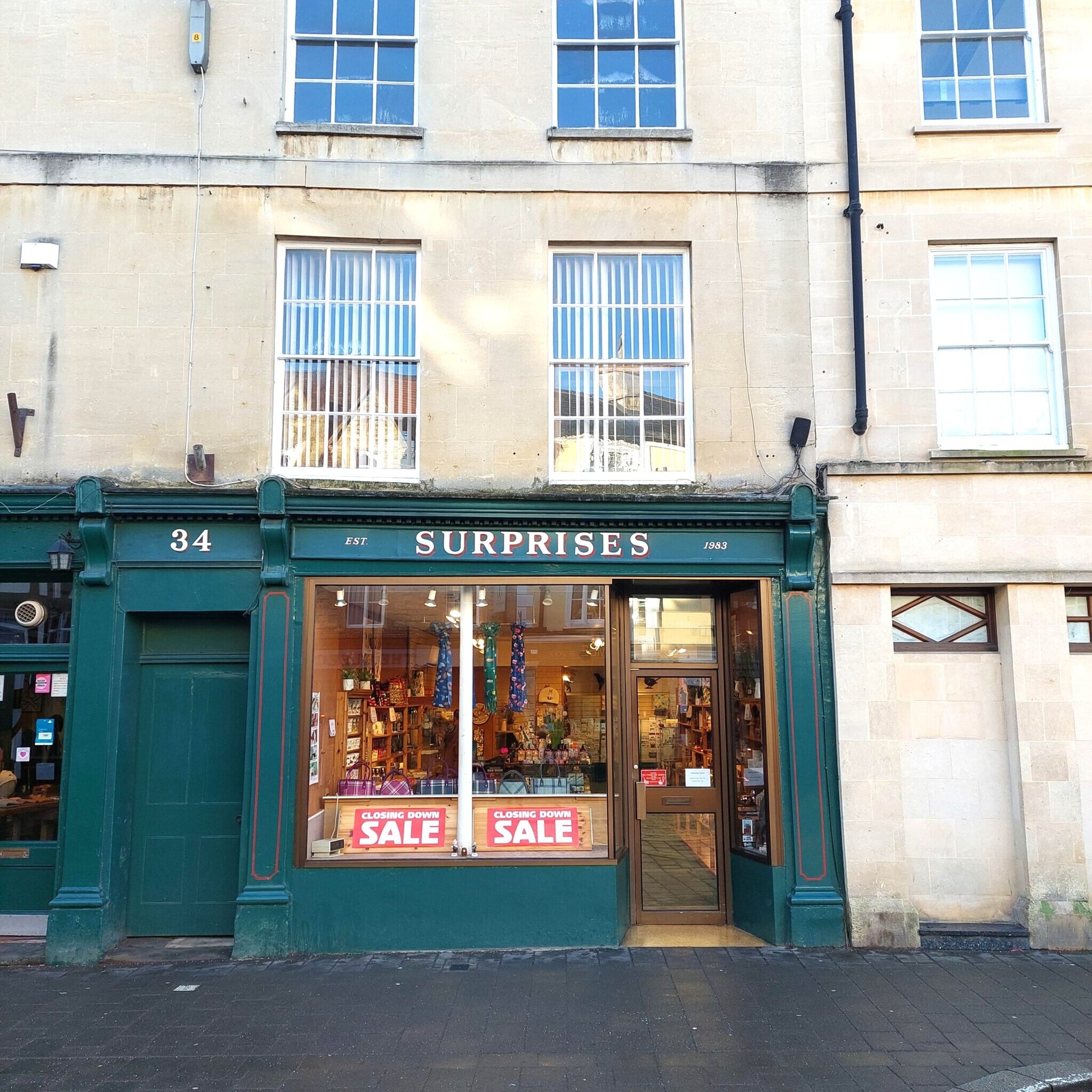 34 Market Pl, Cirencester à louer Photo principale– Image 1 sur 2