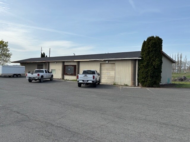 70 Ray Rd, Sunnyside, WA à vendre Photo principale– Image 1 sur 15