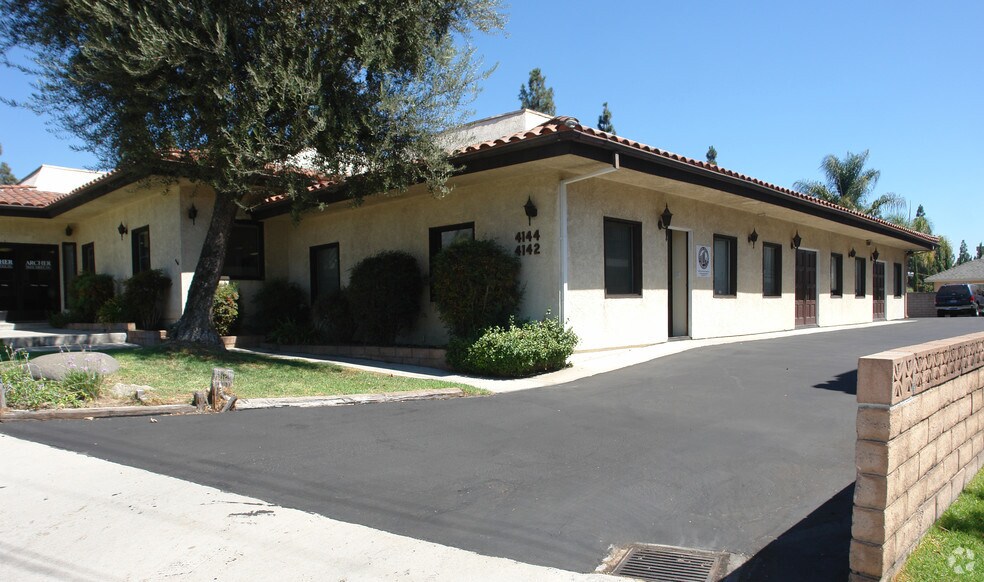 4141-4148 Ocean View Blvd, Montrose, CA à louer - Photo de l’immeuble – Image 2 sur 14