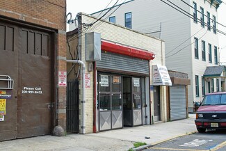 Plus de détails pour 706 7th St, Union City, NJ - Local d’activités à vendre