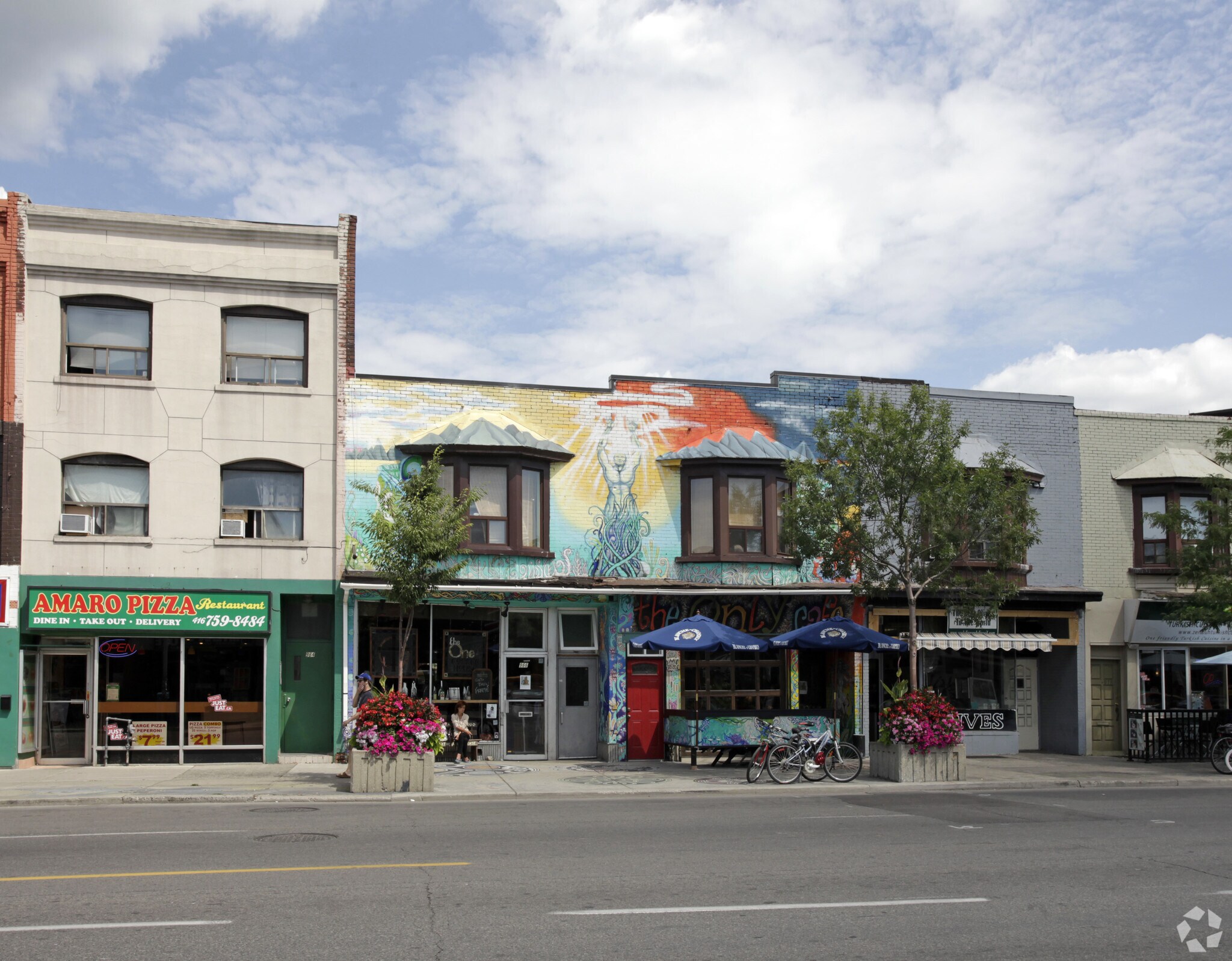 966 Danforth Ave, Toronto, ON à vendre Photo principale– Image 1 sur 1