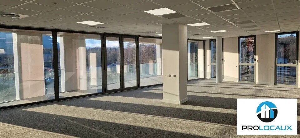 Bureau dans Annecy à louer - Photo de l’immeuble – Image 2 sur 5