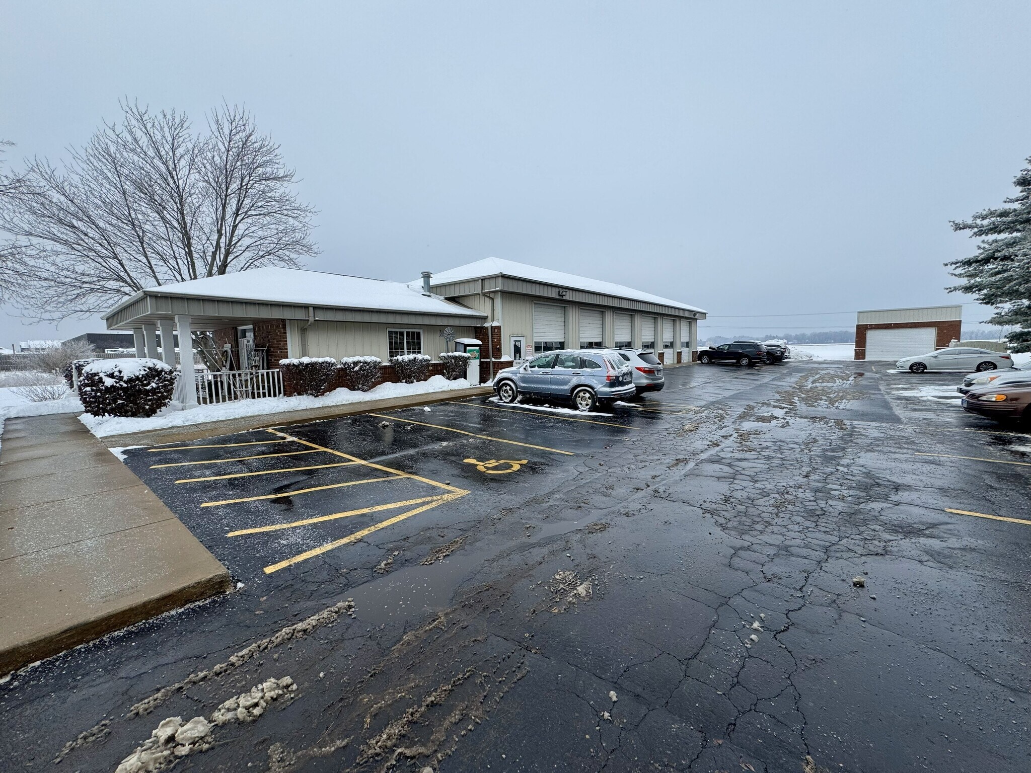 1951 Wiesbrook Rd, Oswego, IL à vendre Photo de l’immeuble– Image 1 sur 12