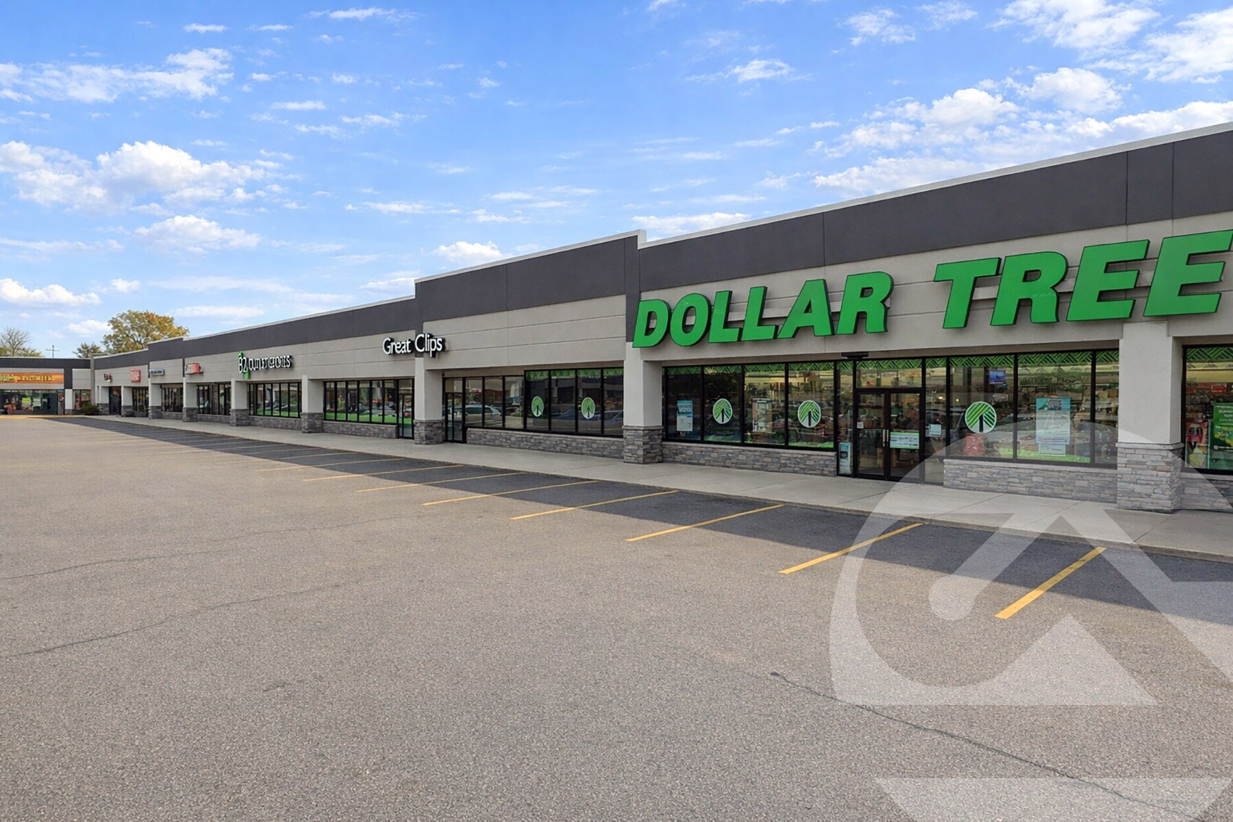 438-462 E Edgewood Blvd & SEC American Rd & E Edgewood Blvd, Lansing, MI à louer Photo principale– Image 1 sur 47