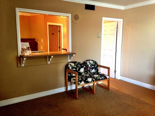 550-558 E Wardlow Rd, Long Beach, CA à vendre - Hall d’entrée – Image 3 sur 15