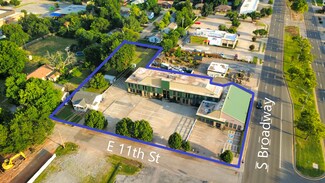 Plus de détails pour 2 E 11th St, Edmond, OK - Bureau à vendre