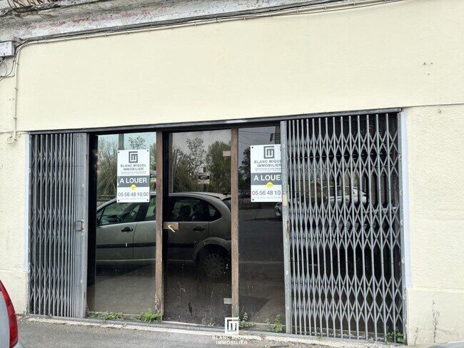 Plus de détails pour Local commercial à louer