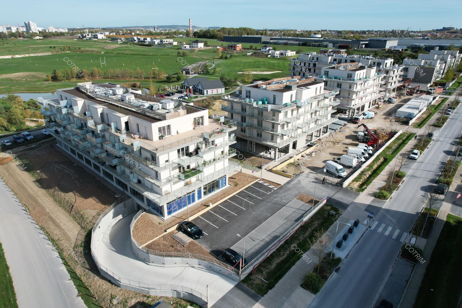 Local commercial dans Bezannes à louer Aérien– Image 1 sur 8