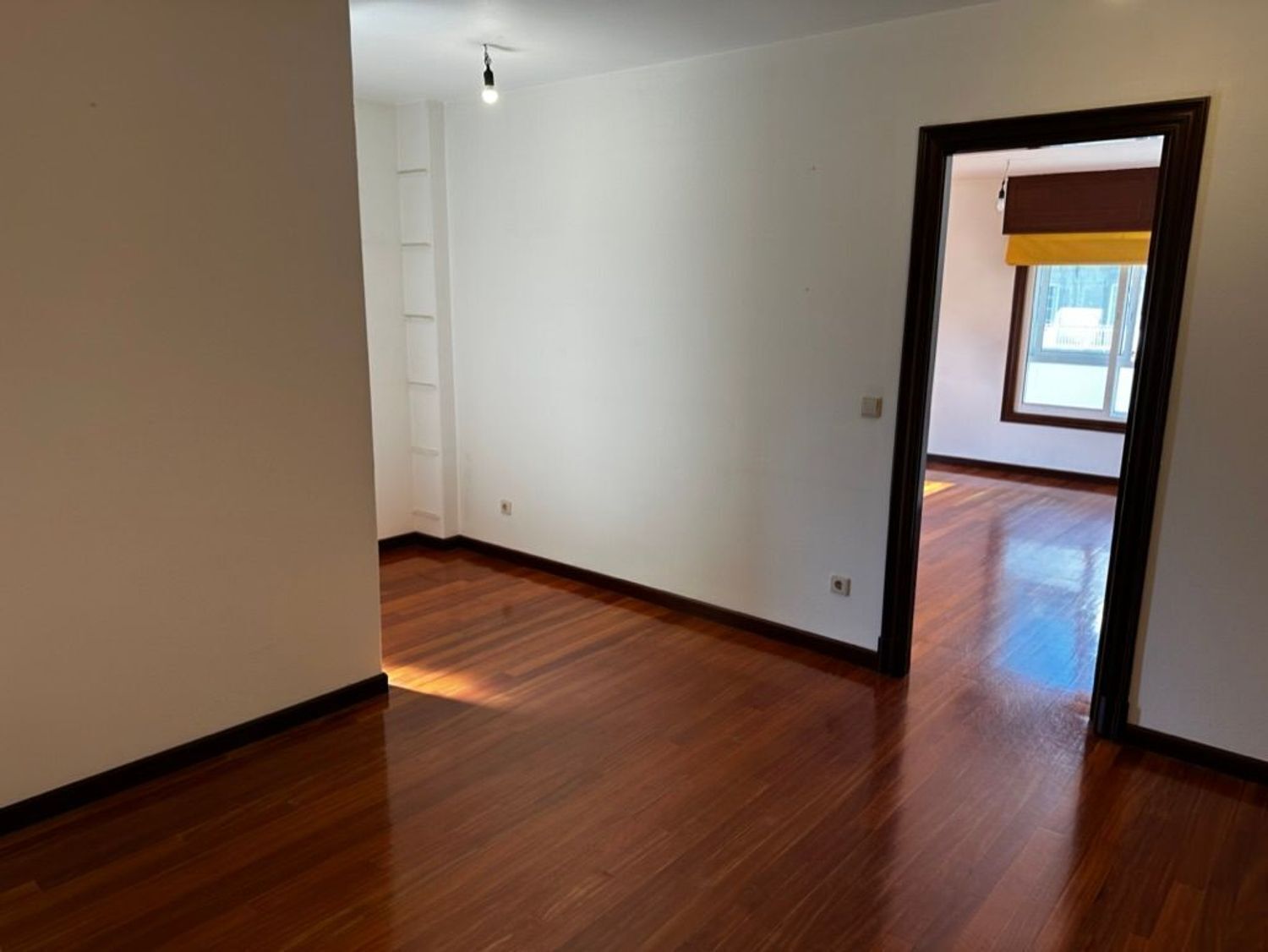 Bureau dans Vigo, Pontevedra à louer Photo intérieure– Image 1 sur 5