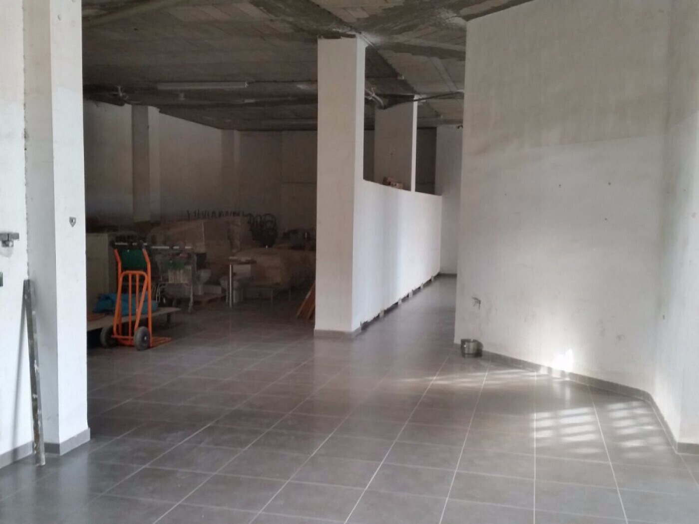 Local commercial dans Ontinyent, Valencia à louer Photo intérieure– Image 1 sur 3