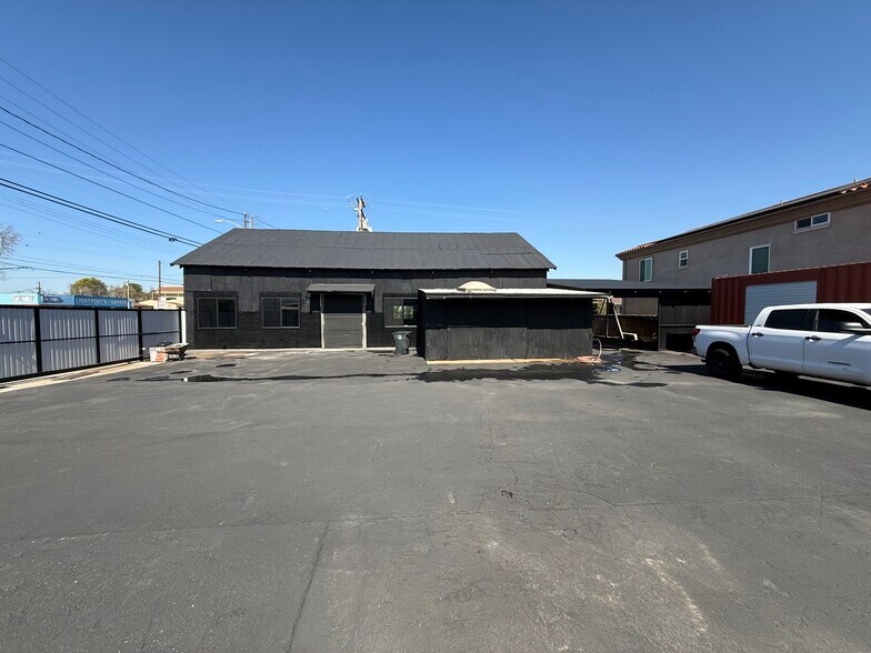 24800 Narbonne Ave, Lomita, CA à louer - Photo de l’immeuble – Image 3 sur 5