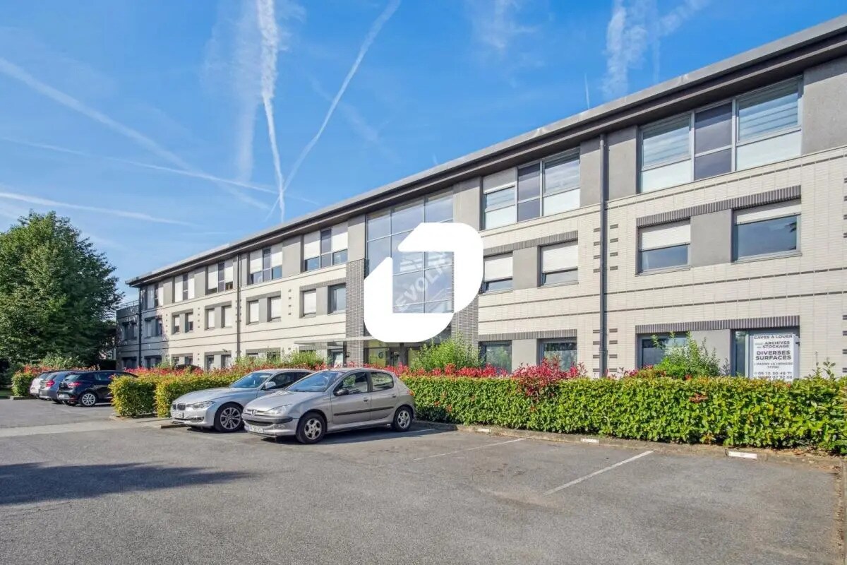 Bureau dans Magny-le-Hongre à louer Photo de l’immeuble– Image 1 sur 3