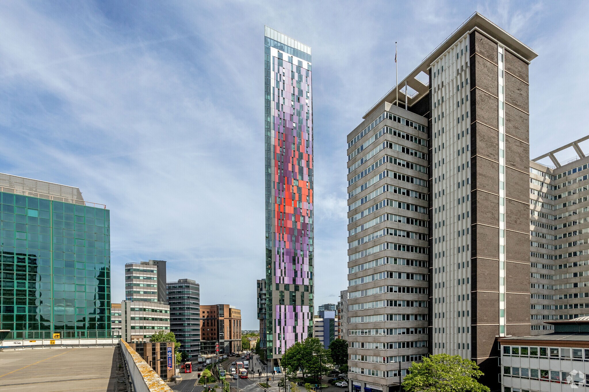 Saffron Sq, Croydon à vendre Photo principale– Image 1 sur 8
