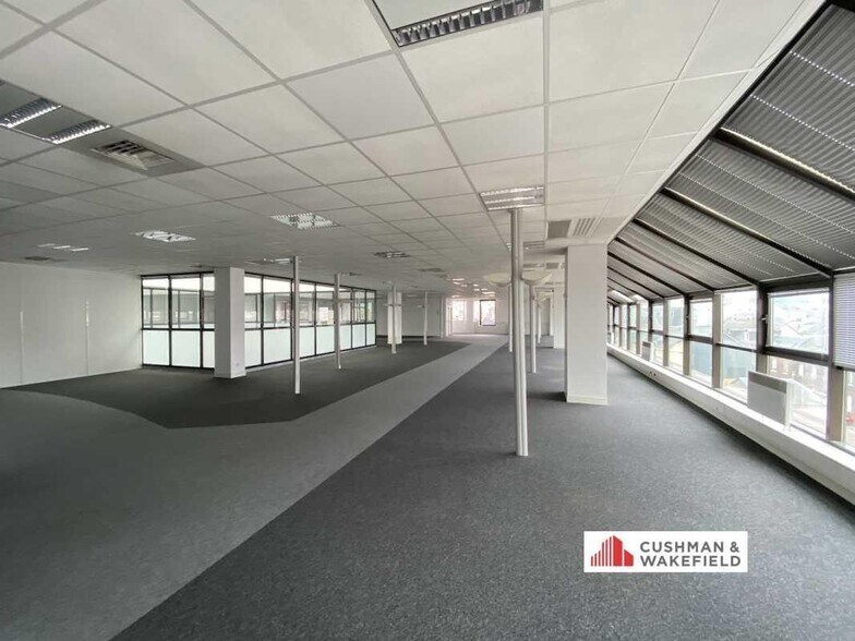 Bureau dans Rouen à louer - Photo de l’immeuble – Image 2 sur 5