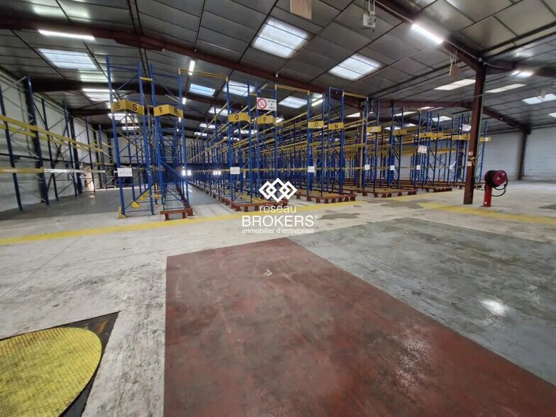 Industriel/Logistique dans Mitry-Mory à louer - Photo de l’immeuble – Image 2 sur 16