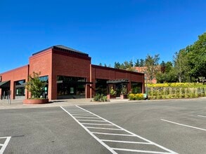 6610 SW Cardinal Ln, Portland, OR à louer Photo de l’immeuble– Image 2 sur 5