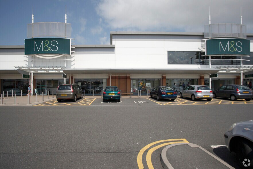 Mostyn St, Llanelli à louer - Photo de l’immeuble – Image 2 sur 21
