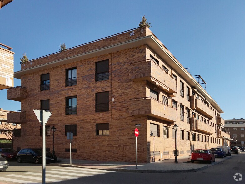 Calle Hércules, 2, Brunete, Madrid à vendre - Photo de l’immeuble – Image 2 sur 2