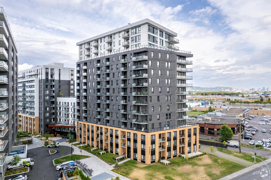 7315 Av Newman, Montréal, QC à louer - Photo de l’immeuble – Image 3 sur 5