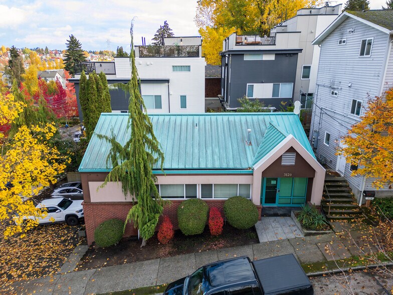 3120 3rd Ave W, Seattle, WA à vendre - Photo de l’immeuble – Image 2 sur 6