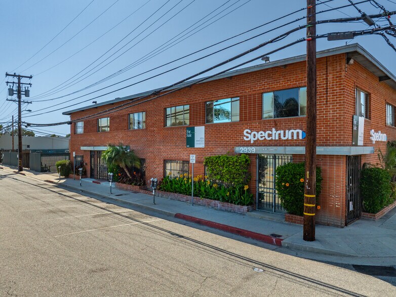 2939 Nebraska Ave, Santa Monica, CA à vendre - Photo de l’immeuble – Image 2 sur 11
