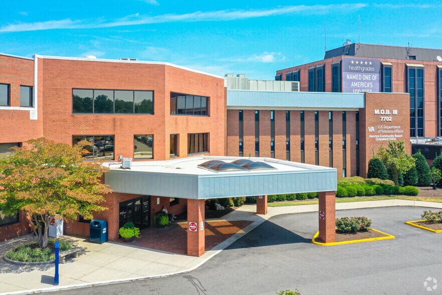 7702 E Parham Rd, Richmond, VA à louer - Photo principale – Image 1 sur 12